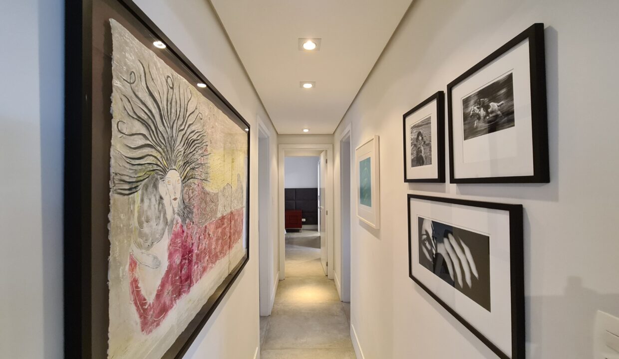 4. corredor quarto