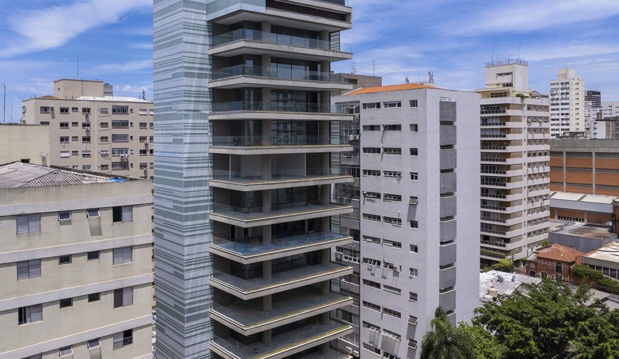 fachada02_faccesjardins